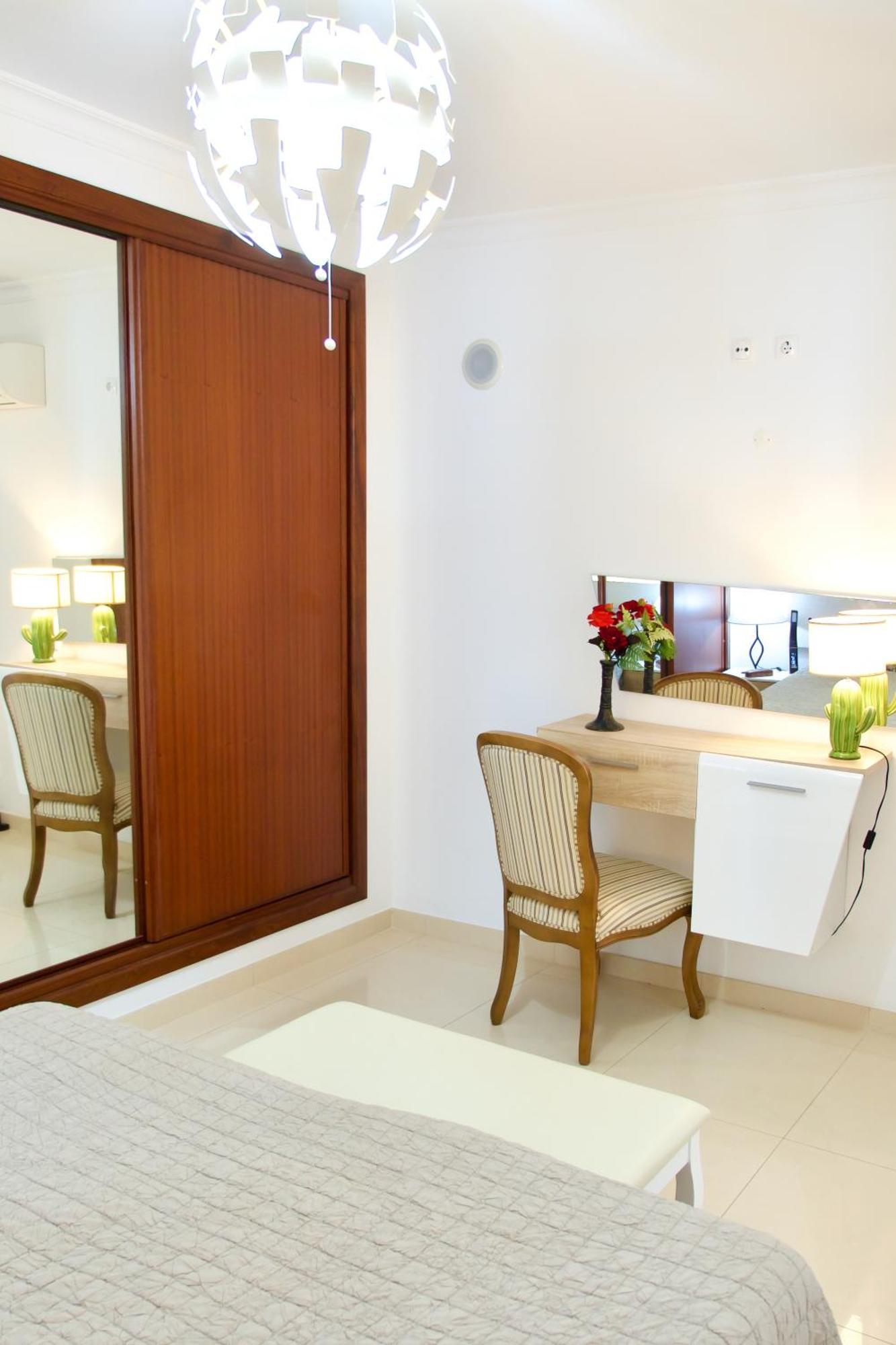 Edificio Tomas Appartement Ferragudo  Buitenkant foto