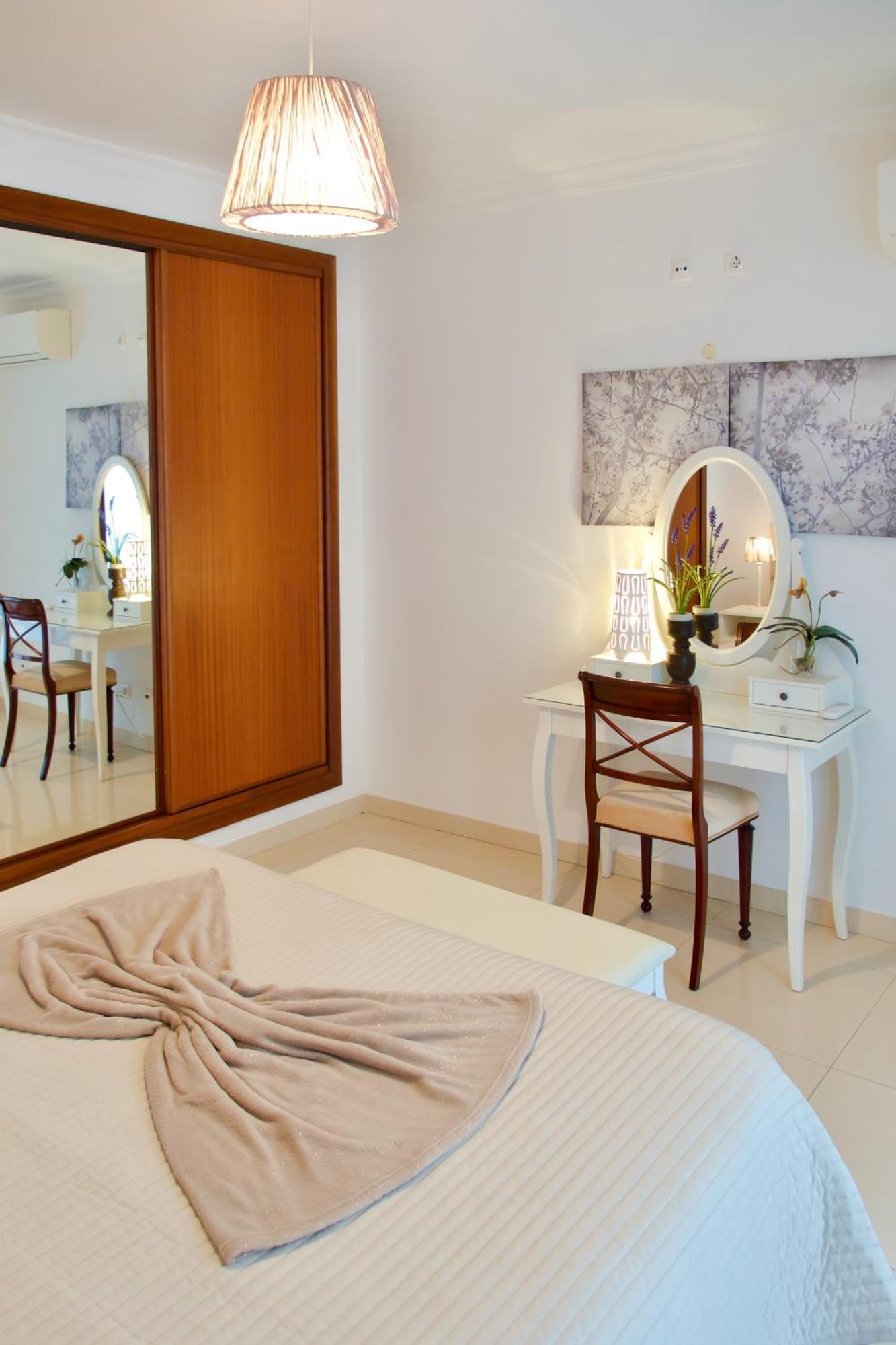 Edificio Tomas Appartement Ferragudo  Buitenkant foto